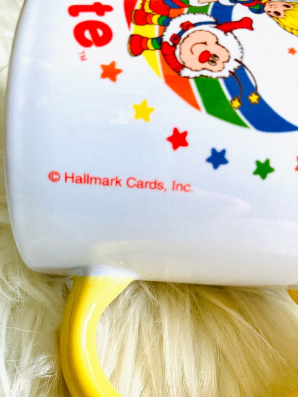 Vintage Rainbow Brite Yellow-Handle Ceramic Mug by Hallmark Cards Inc. - Picture 7 of 7